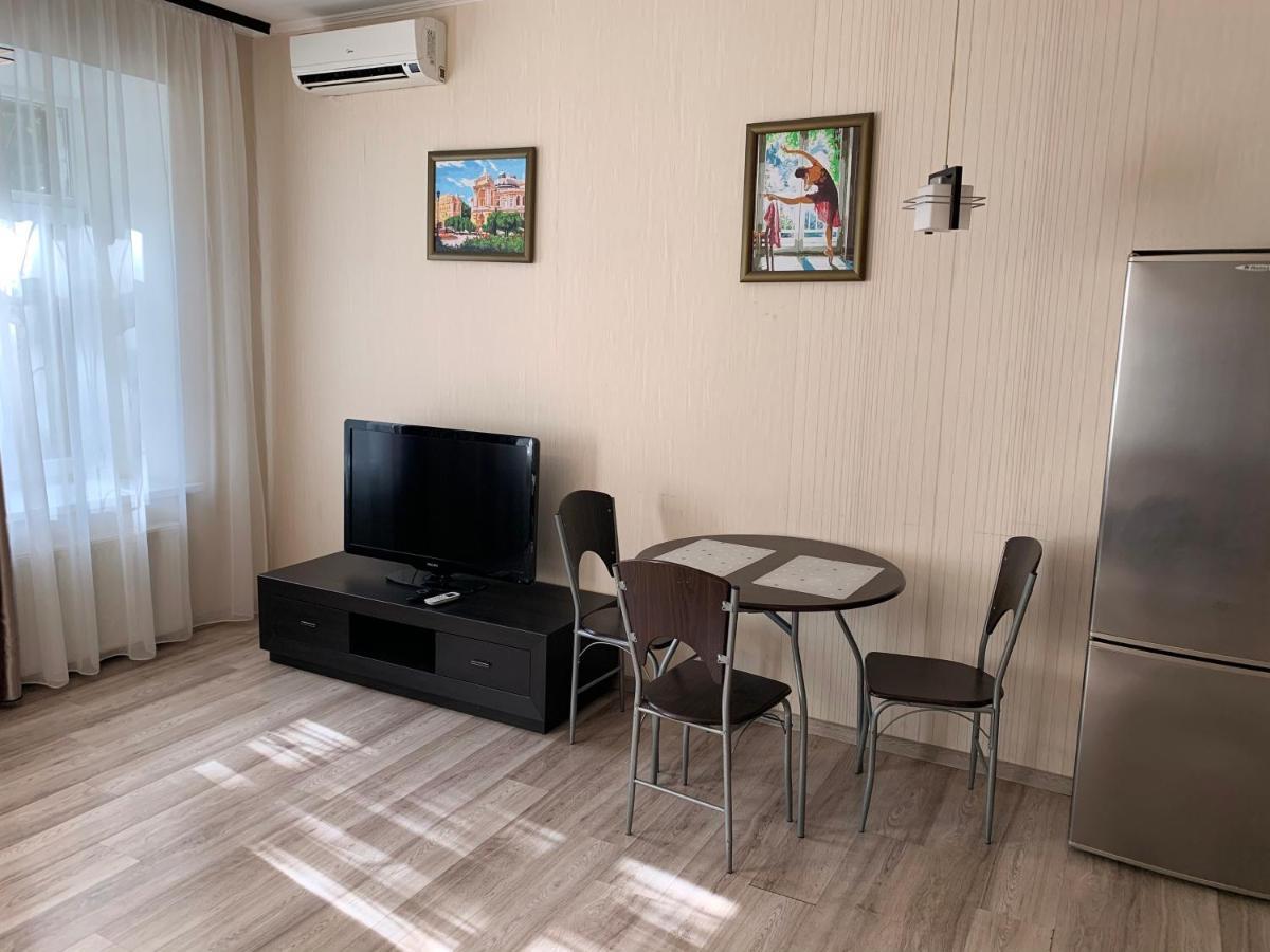 Excellent Apartment In The Center Of Odessa מראה חיצוני תמונה